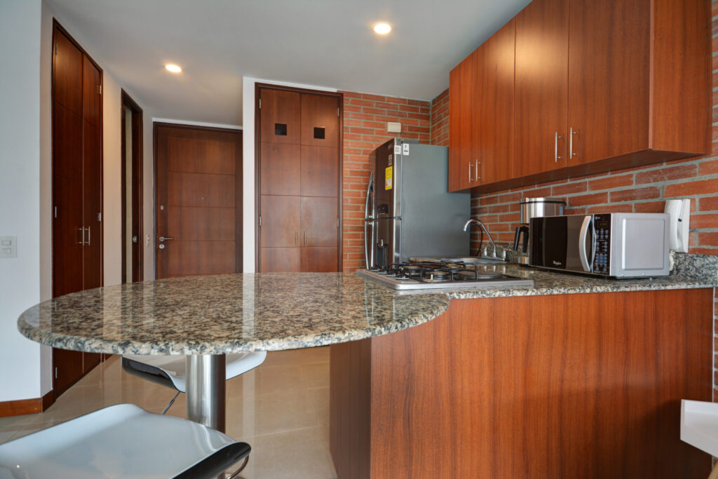 11. Kitchen 2