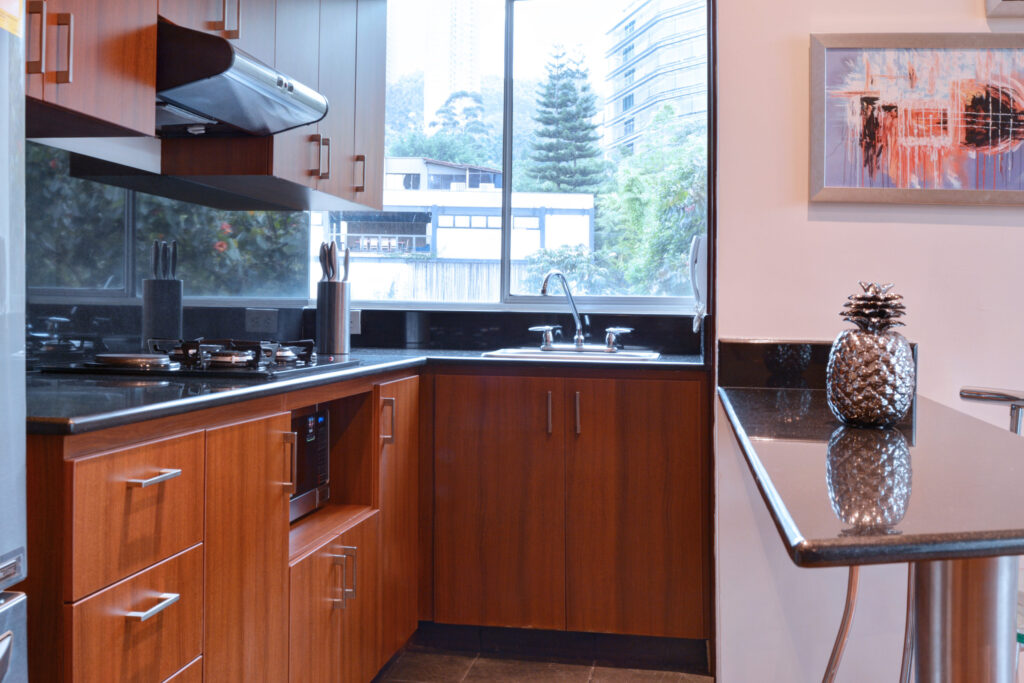 14. Kitchen 1