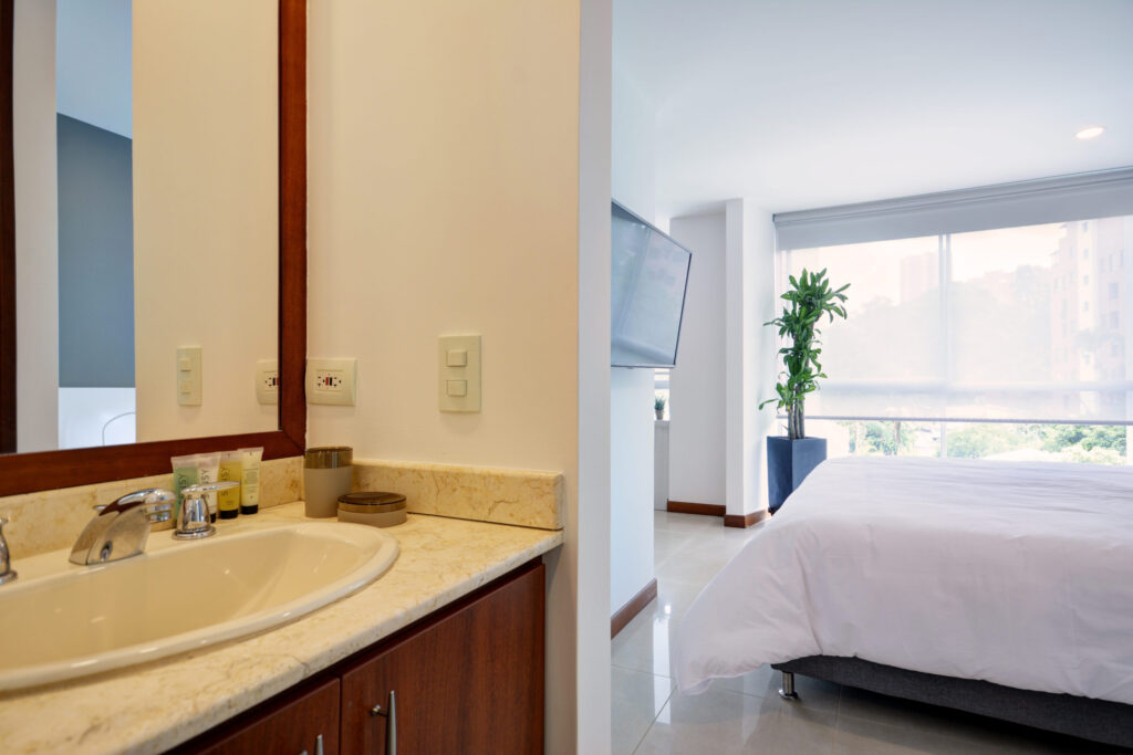 15. Bath and Room