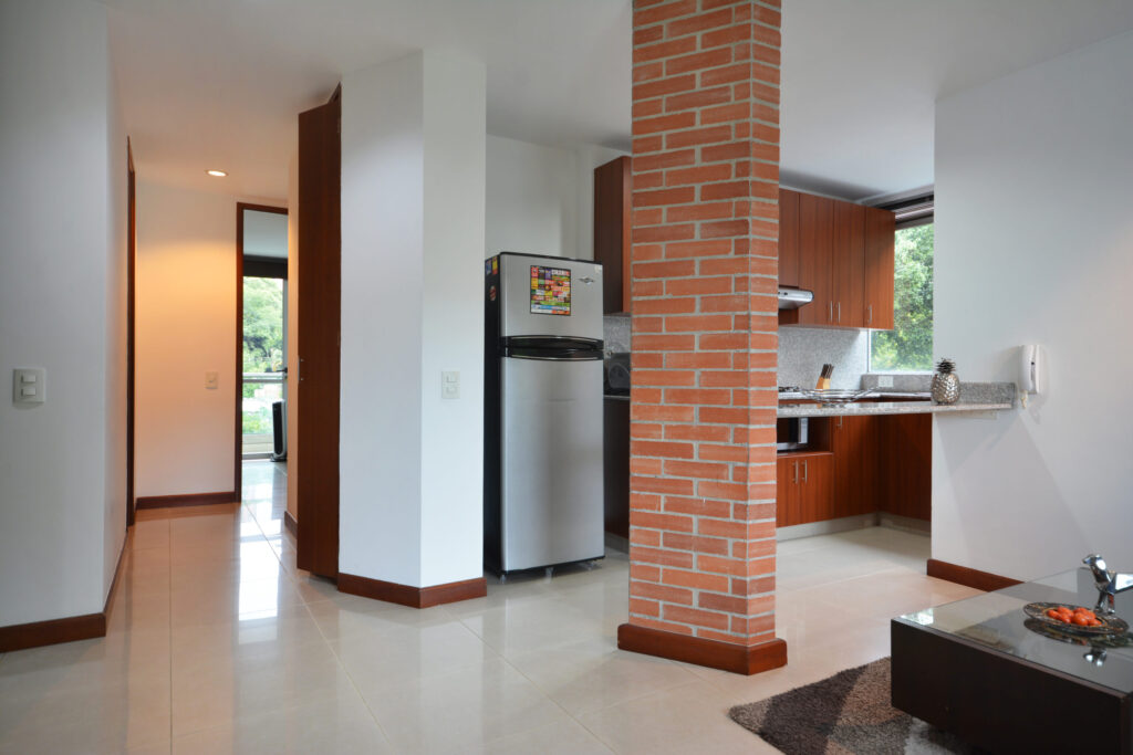 7. Kitchen 2