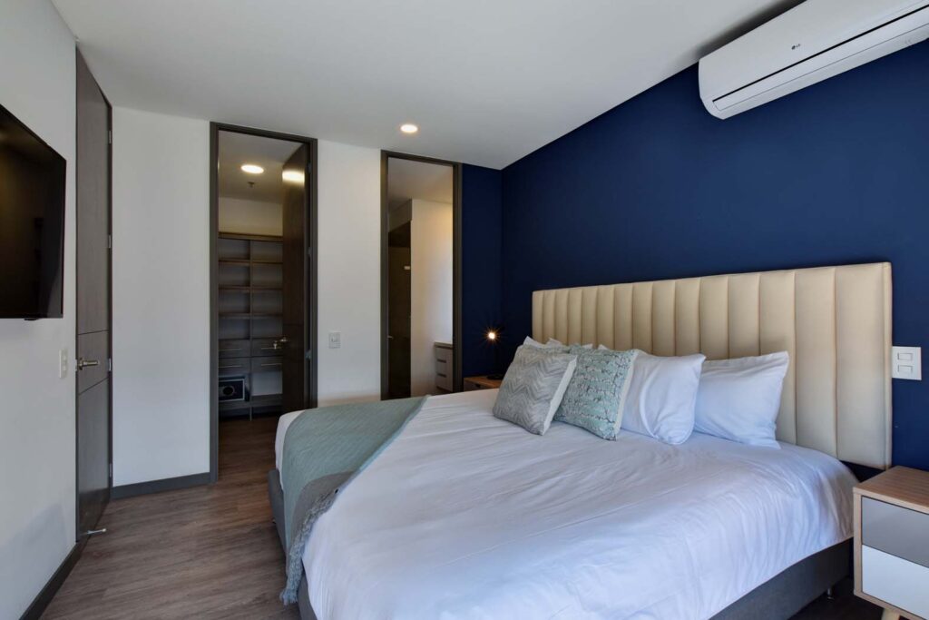 Class Suites - 1202 (9)