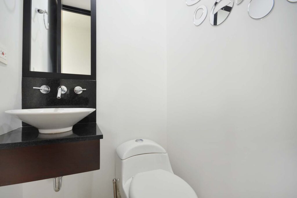 Nueva Alejandria 1502 - 18. Small Bathroom