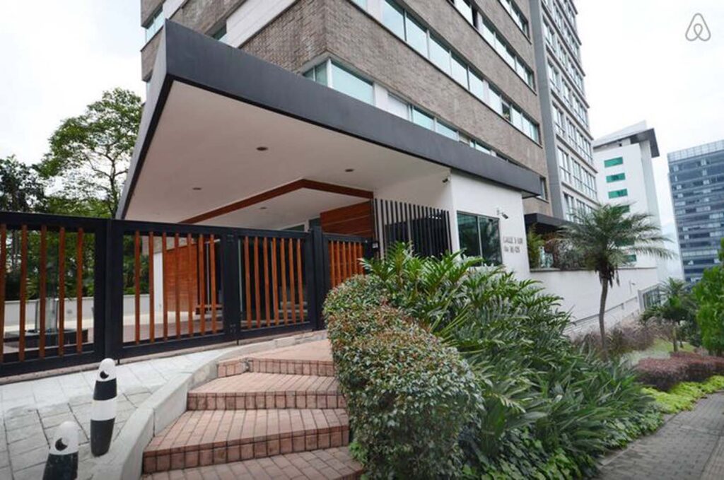 Nueva Alejandria 1703 - 20. Exterior