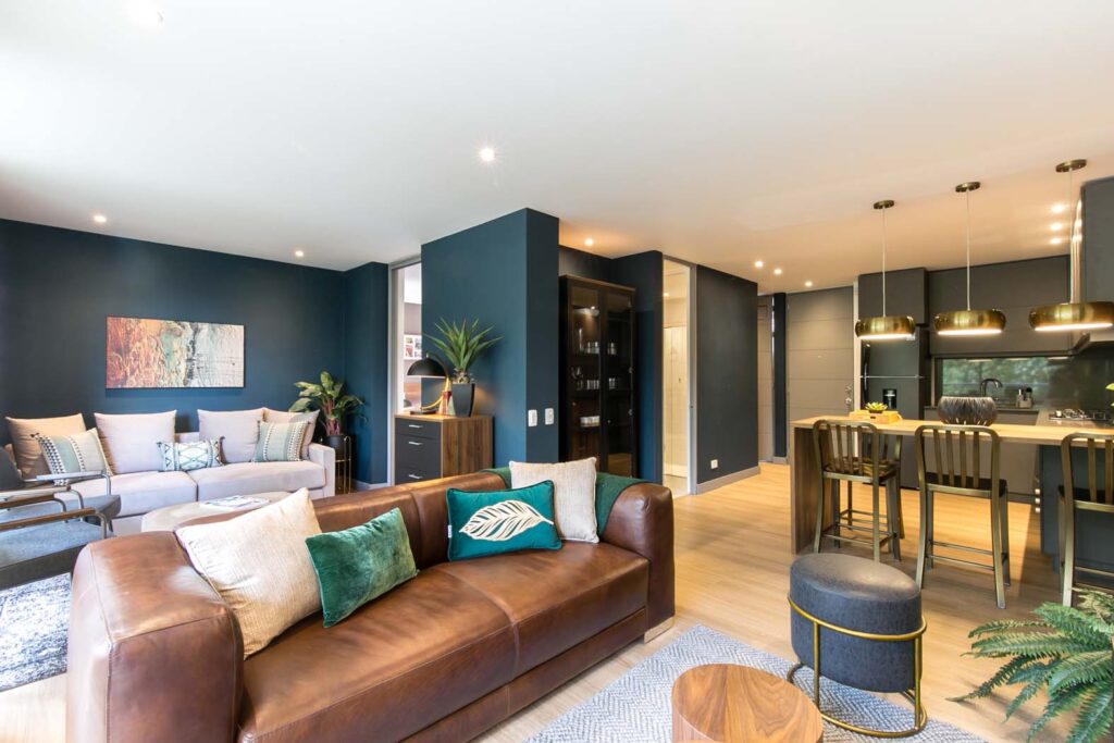 Short Term Rentals in Lleras & Provenza