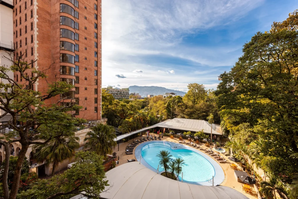 Asturias-402-furnished-rentals-medellin-66