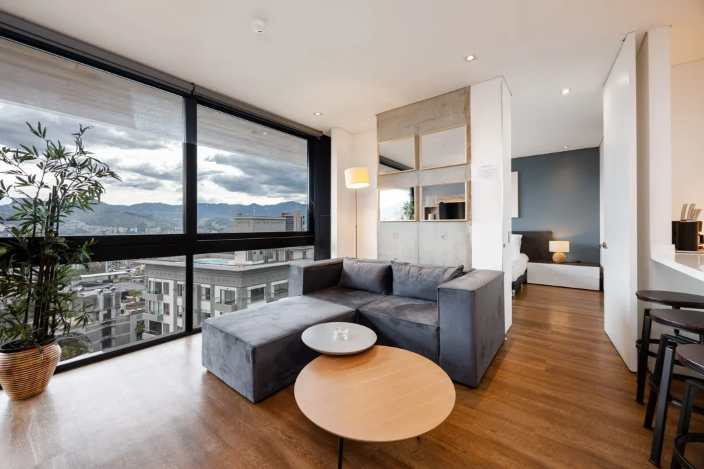 Energy-903-furnished-apartment-rentals-1