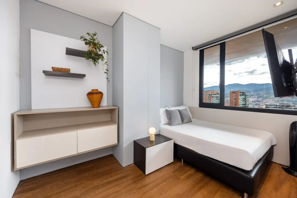 Energy-903-furnished-apartment-rentals-11