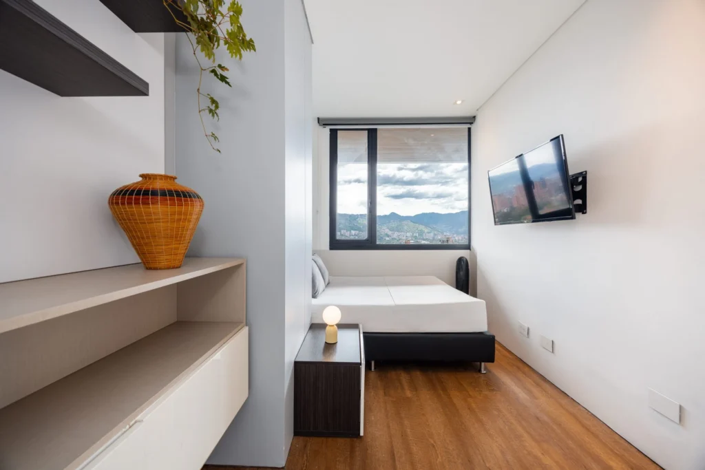 Energy-903-furnished-apartment-rentals-12