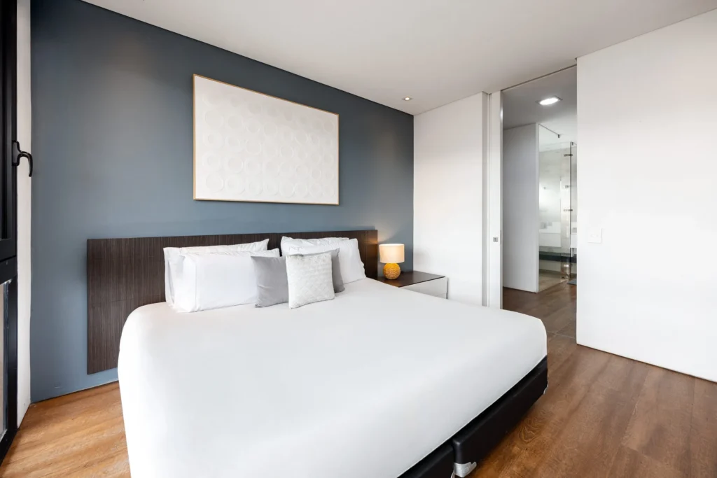 Energy-903-furnished-apartment-rentals-18