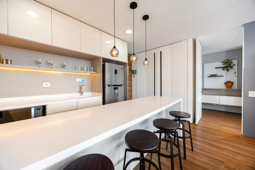 Energy-903-furnished-apartment-rentals-22