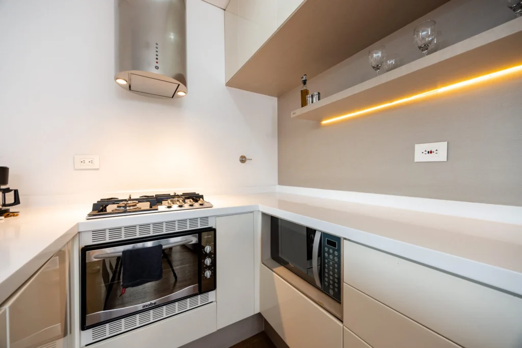 Energy-903-furnished-apartment-rentals-27