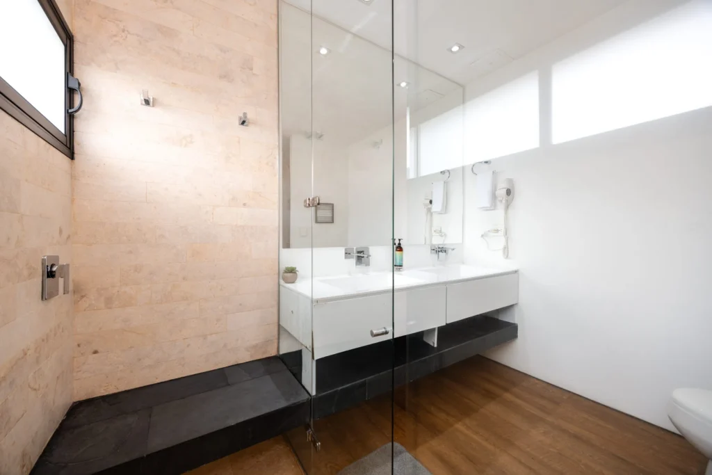 Energy-903-furnished-apartment-rentals-37