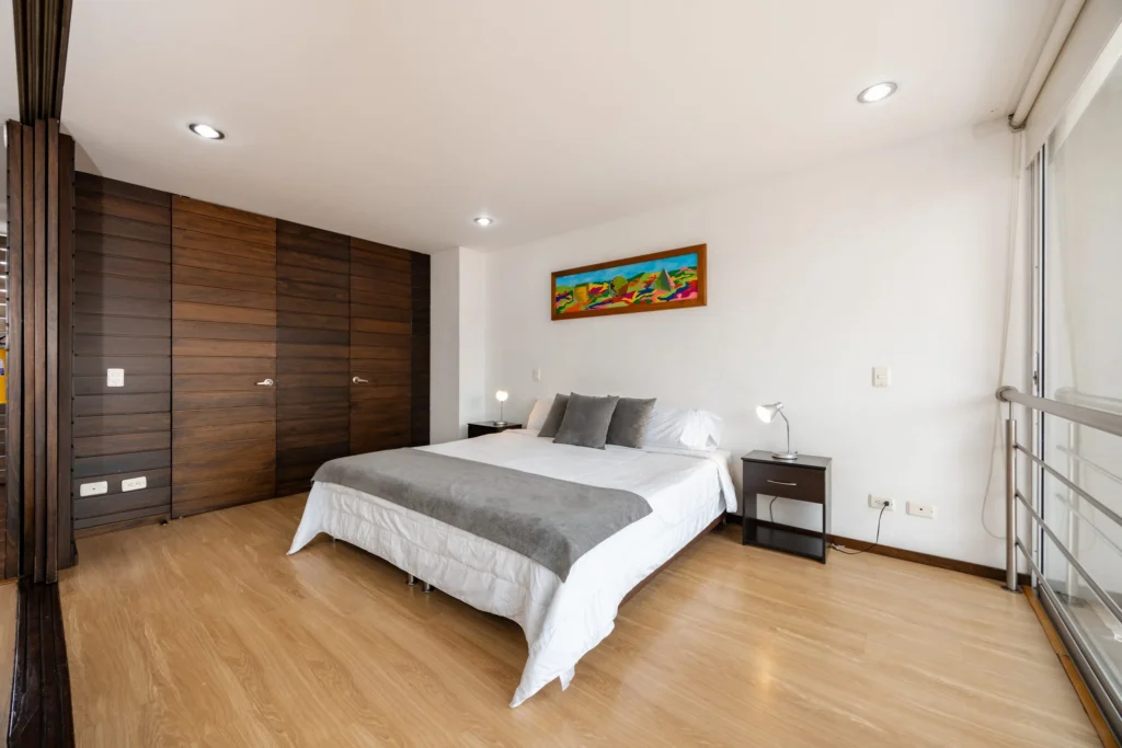 Moderatto-1004-furnished-rental-apartments-19