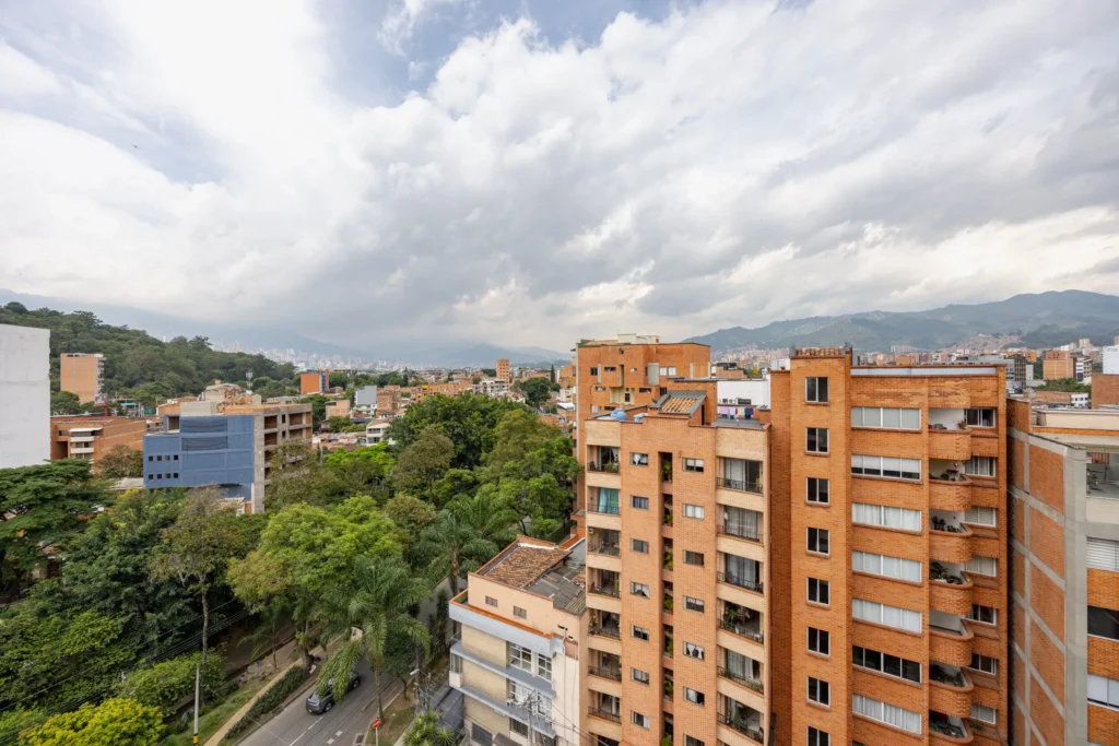 Moderatto-1004-furnished-rental-apartments-38