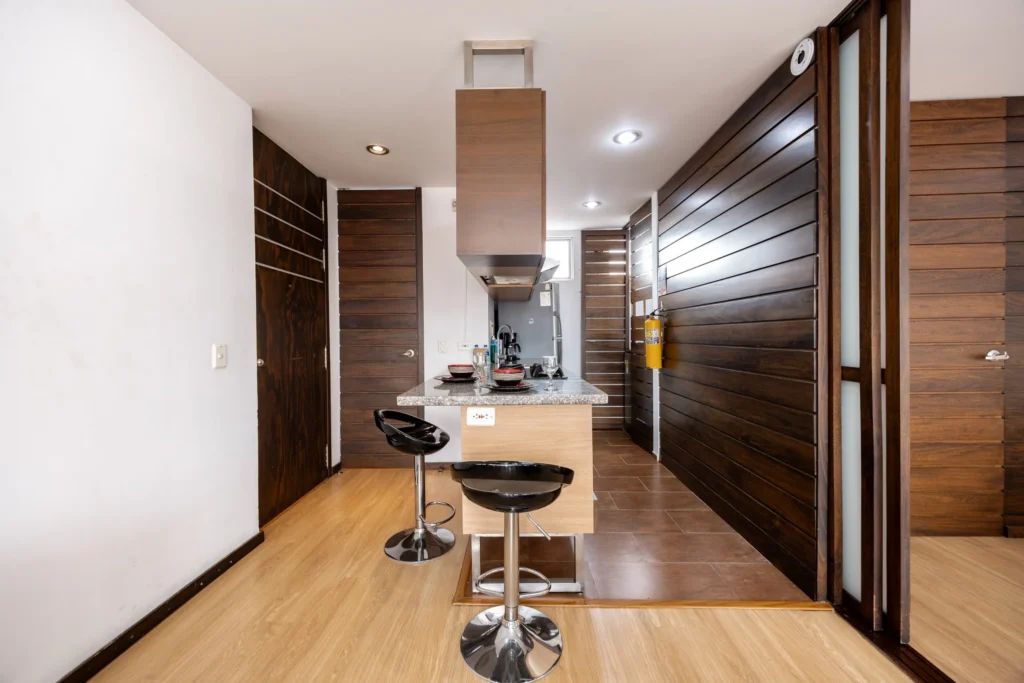 Moderatto-1004-furnished-rental-apartments-6