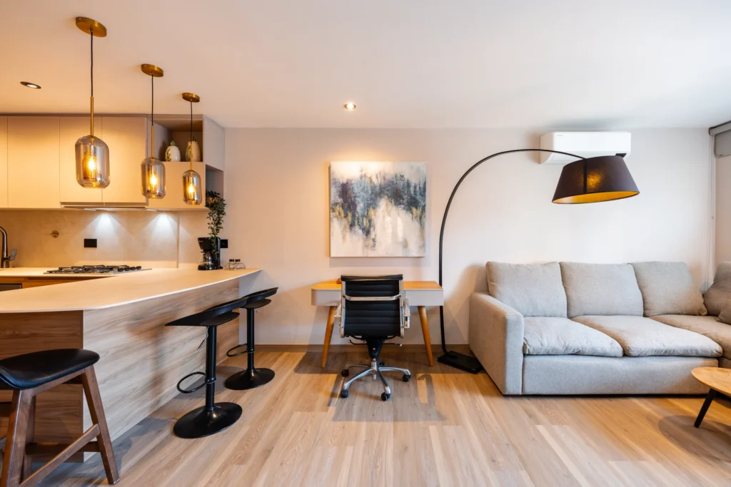 Next-Avenue-904-furnished-rental-apartments-10