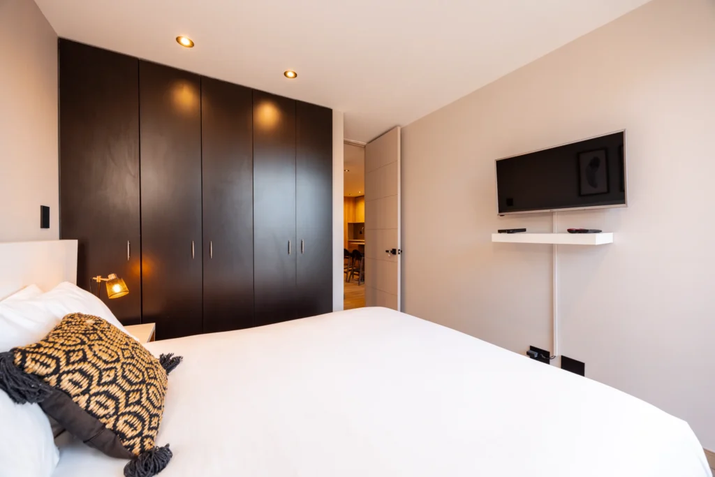 Next-Avenue-904-furnished-rental-apartments-26