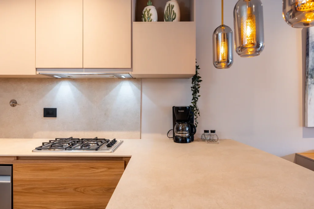 Next-Avenue-904-furnished-rental-apartments-34
