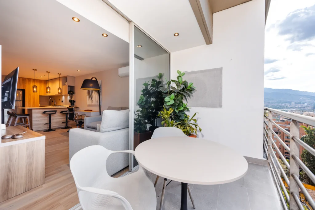 Next-Avenue-904-furnished-rental-apartments-36