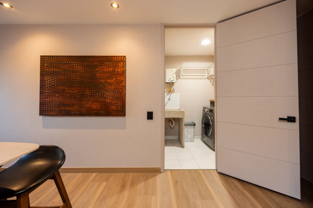 Next-Avenue-904-furnished-rental-apartments-47