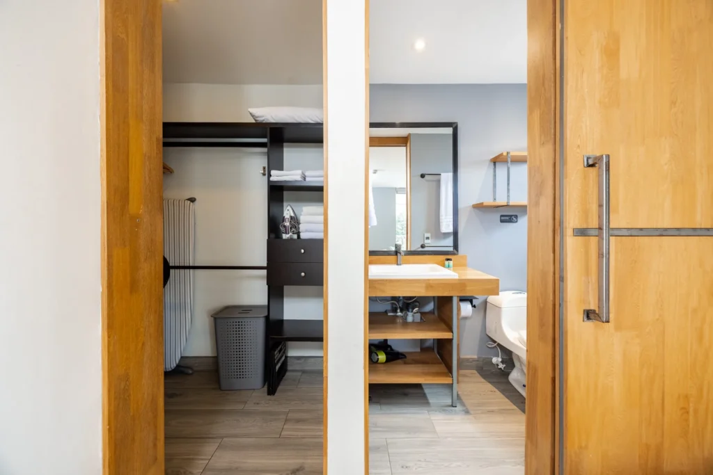 Provenza-Life-1103-rentals-28