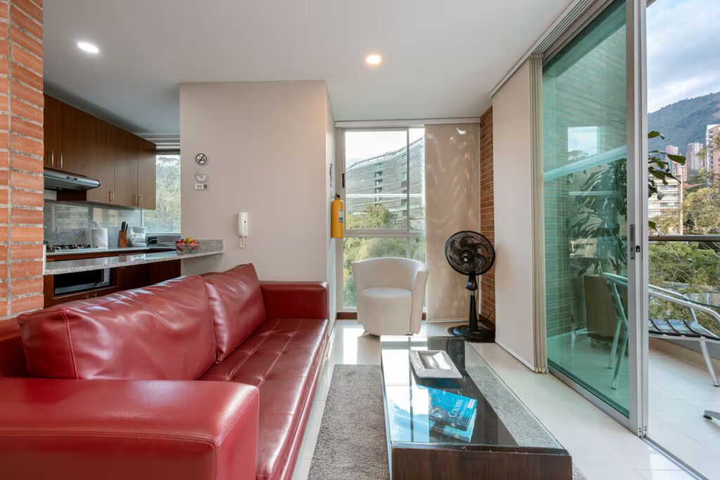 d856ed51-4694-4b5c-9241-76dca3d35176