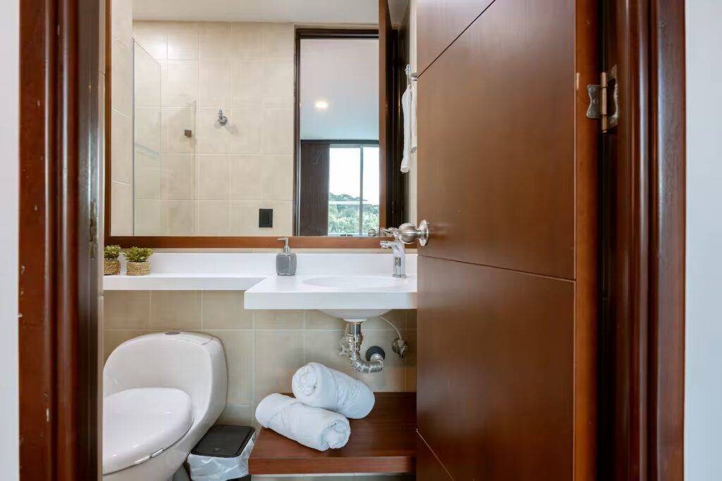 fb9b2ea9-2606-4a99-803a-ae70b5b03c53