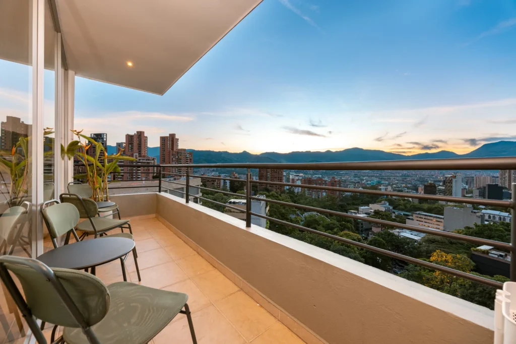 provenza-life-rentals-rooftop (61)