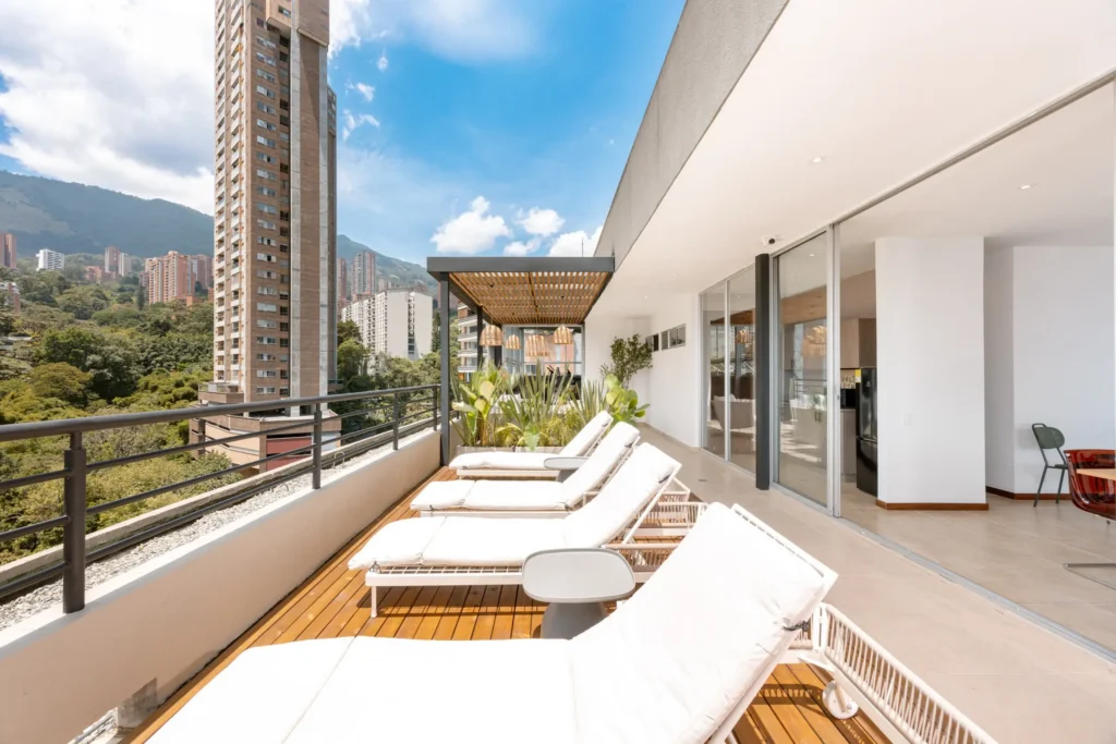 provenza-life-rentals-rooftop (9)