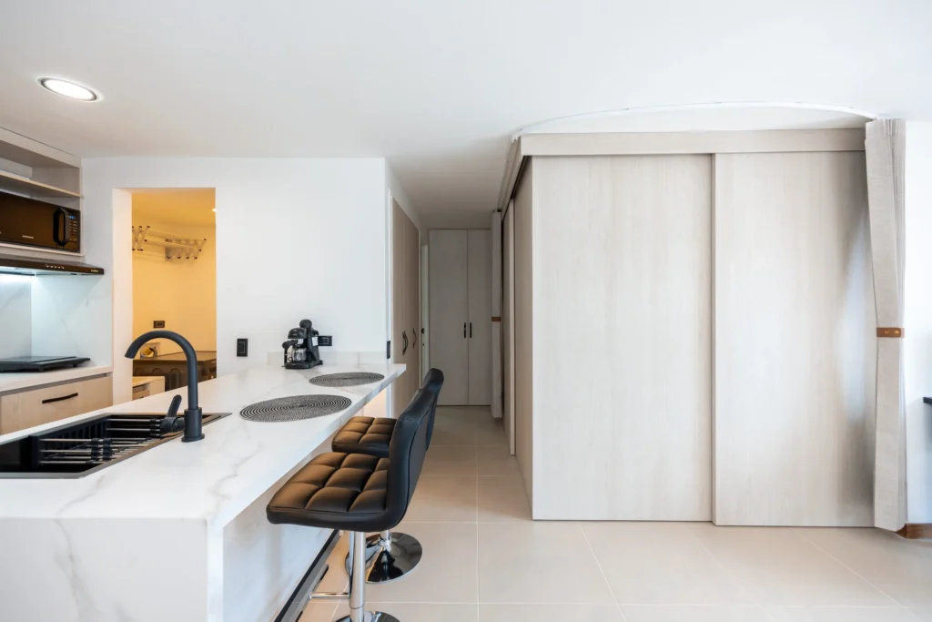 Traslaplaza-806-rentals-20