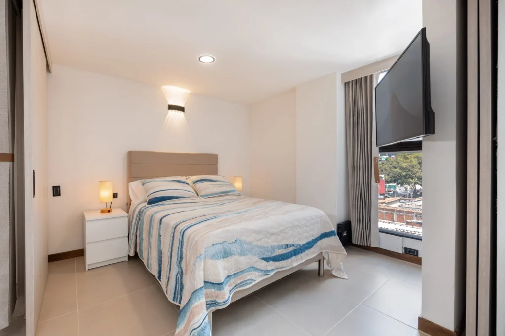 Traslaplaza-806-rentals-23