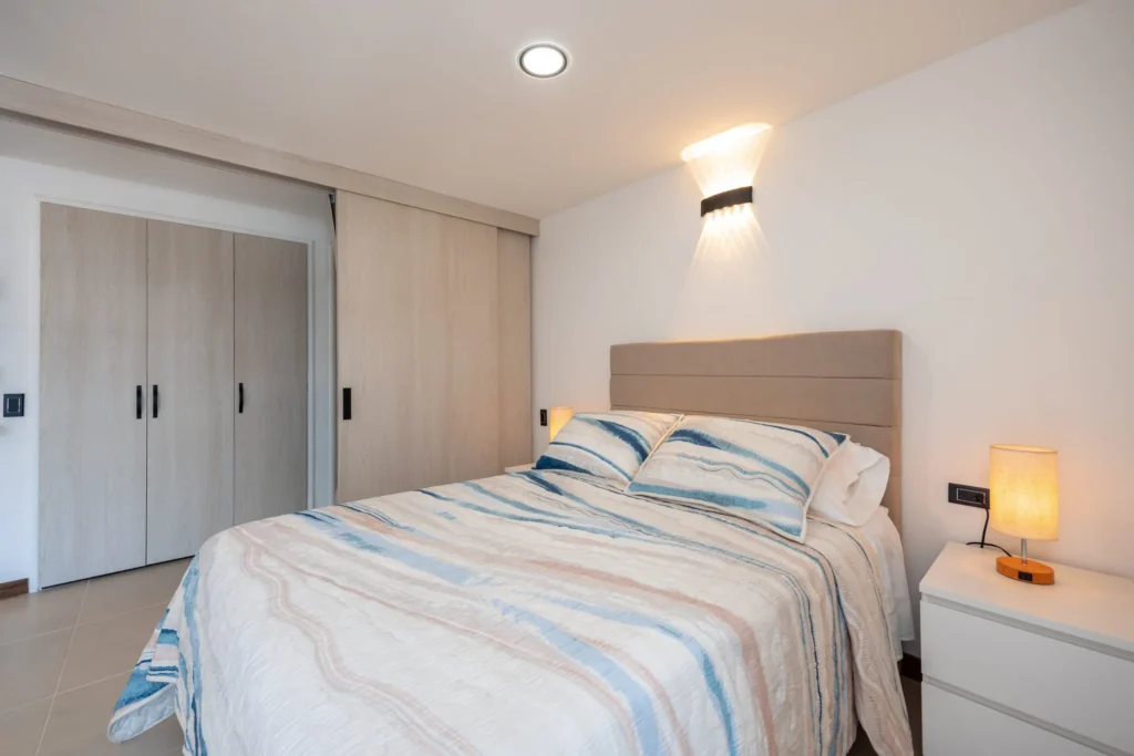 Traslaplaza-806-rentals-26