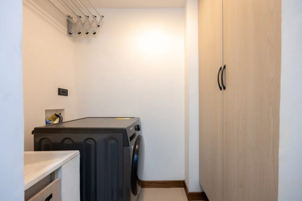 Traslaplaza-806-rentals-31