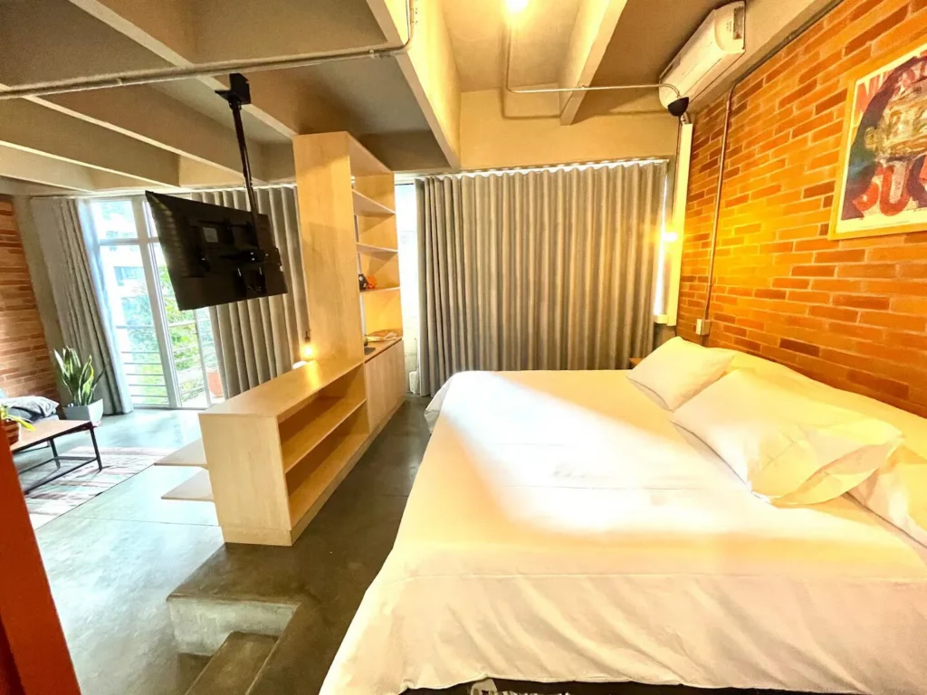 gaudi-409-luxury-rental-13