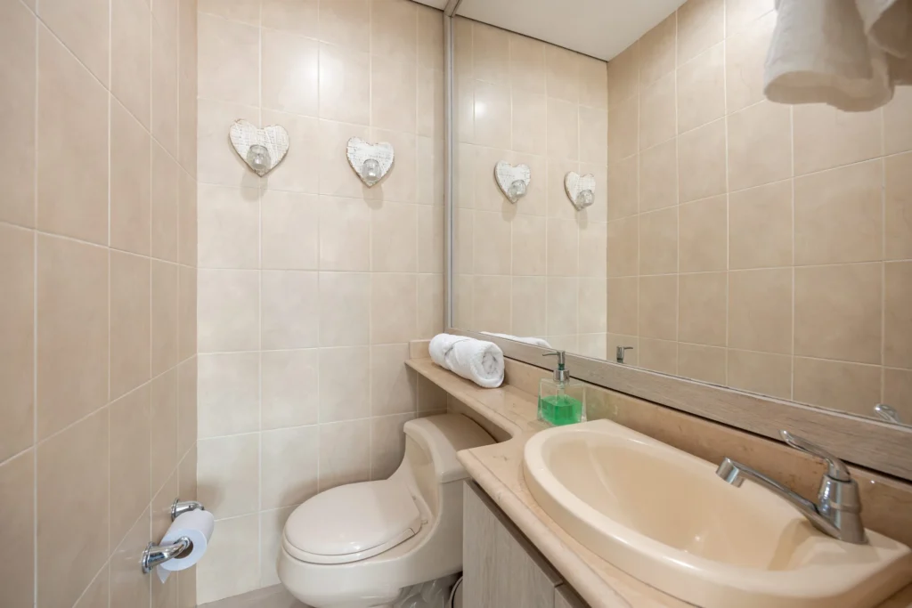 Blux-1404-furnished-apartments-15