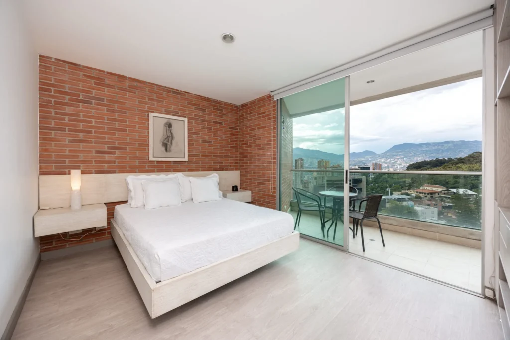 Blux-1404-furnished-apartments-17