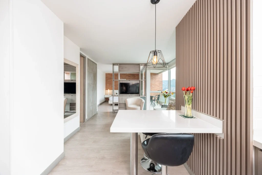 Blux-1404-furnished-apartments-2