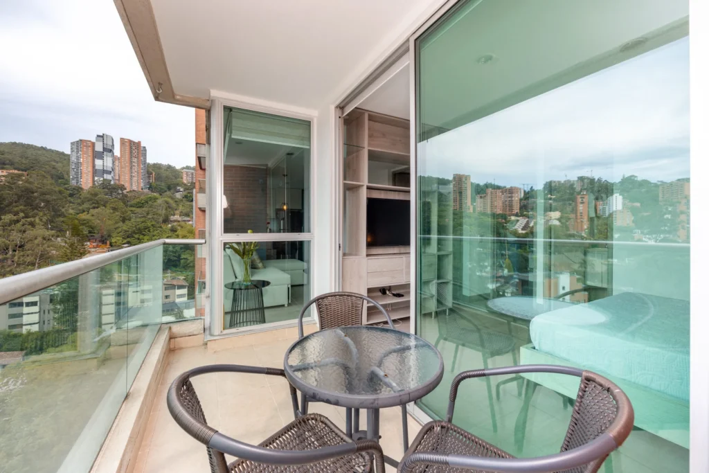 Blux-1404-short-term-rentals-28