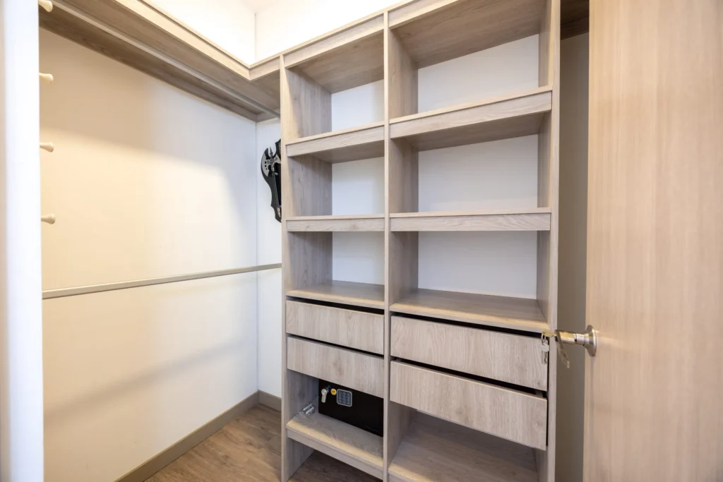 Oclock-2201-furnished-apartment-rentals-10