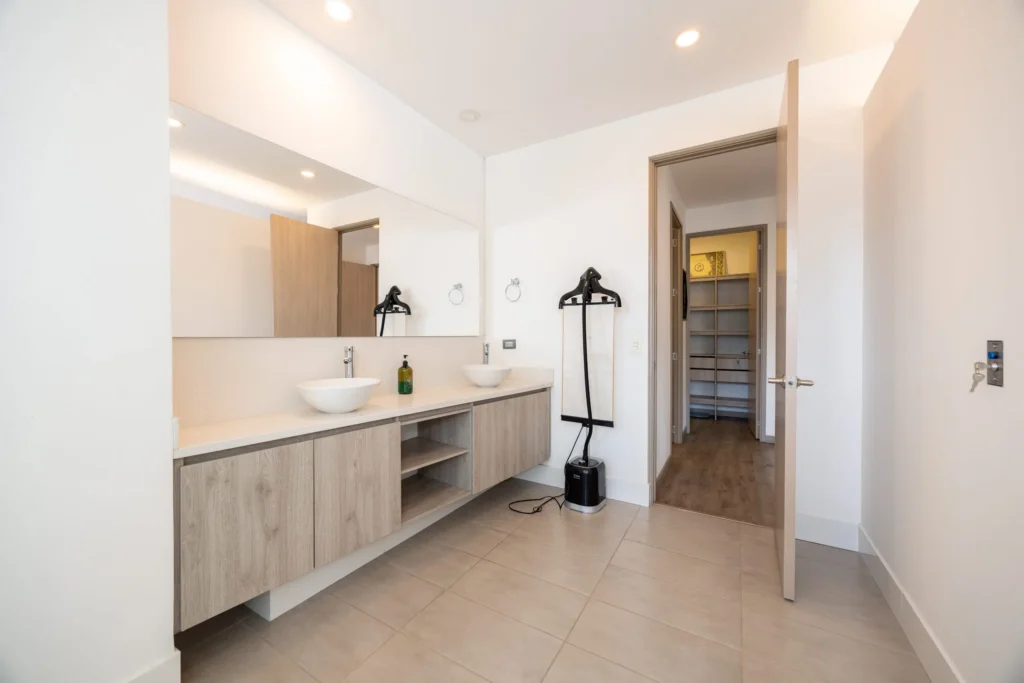 Oclock-2201-furnished-apartment-rentals-15