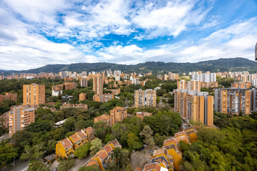 Oclock-2201-furnished-apartment-view-2