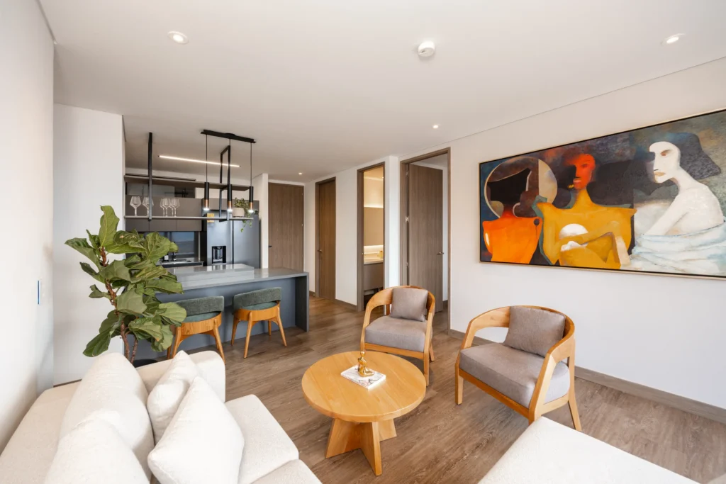 006-living-room-wide-angle