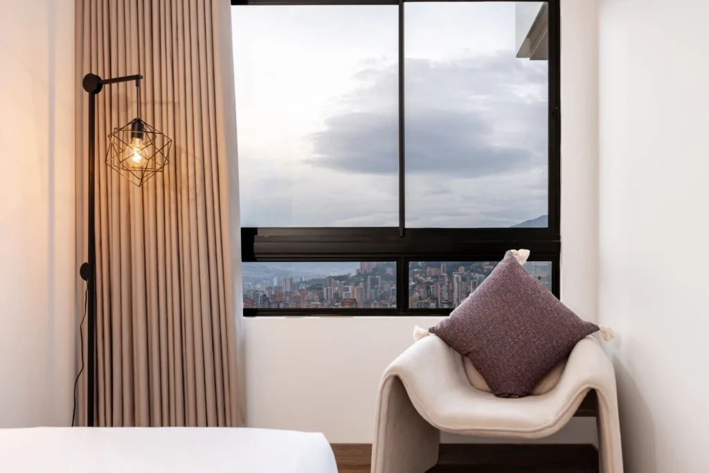 017-bedroom-one-window-chair