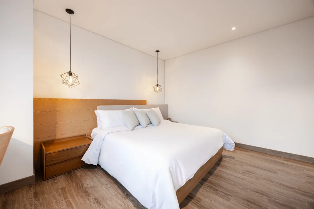 021-bedroom-two-wide
