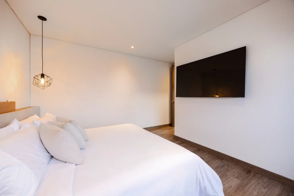 024-bedroom-two-bed-and-tv