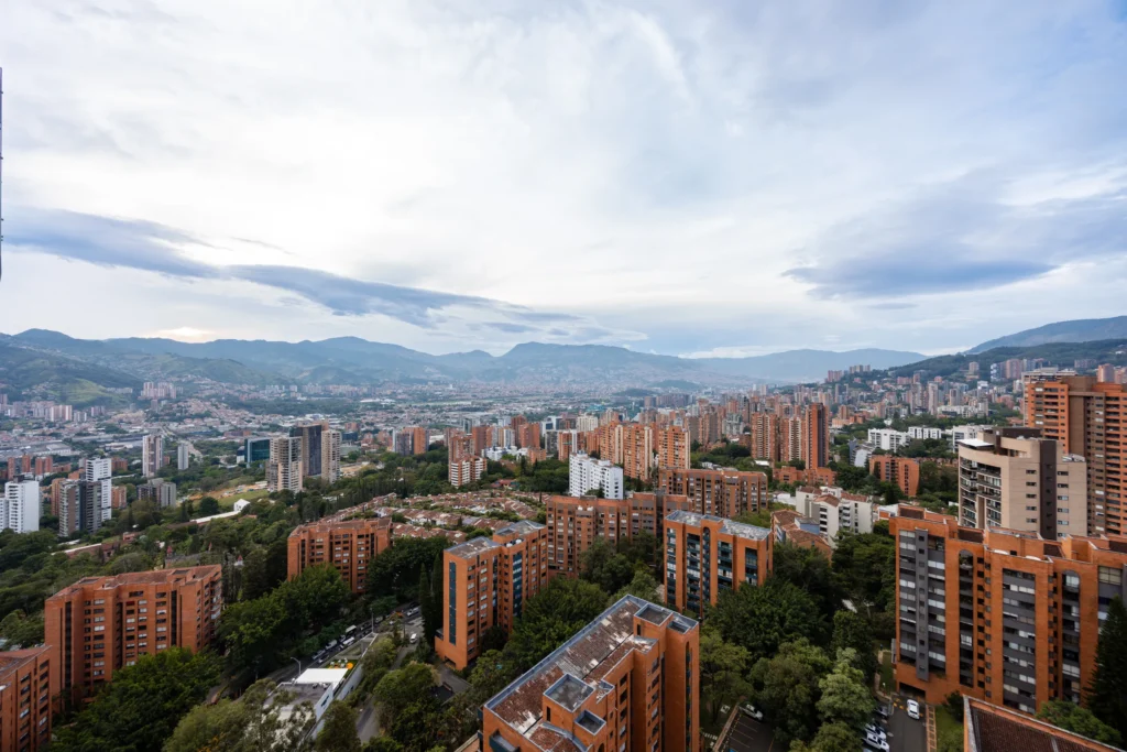 091-city-panorama