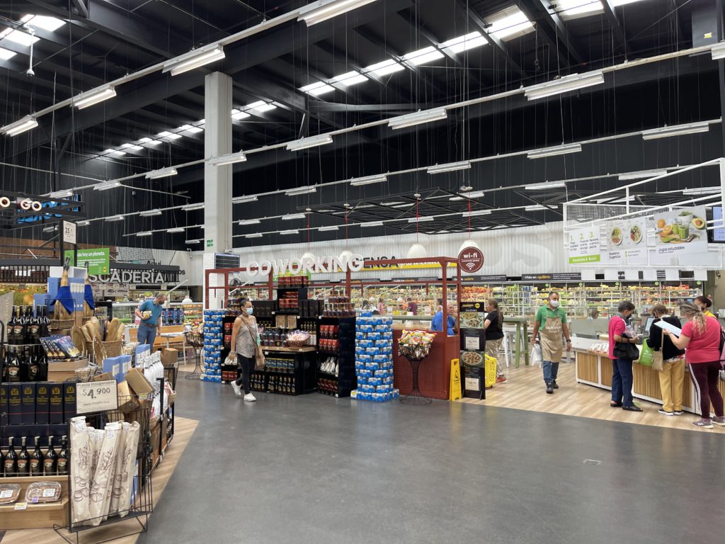 What to Expect When Shopping at a Supermercado in Medellin
