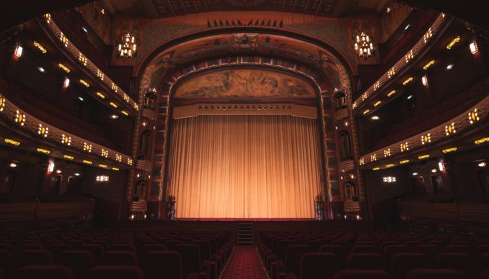 Where to Watch a Play in Medellin: The Top 10 Theaters