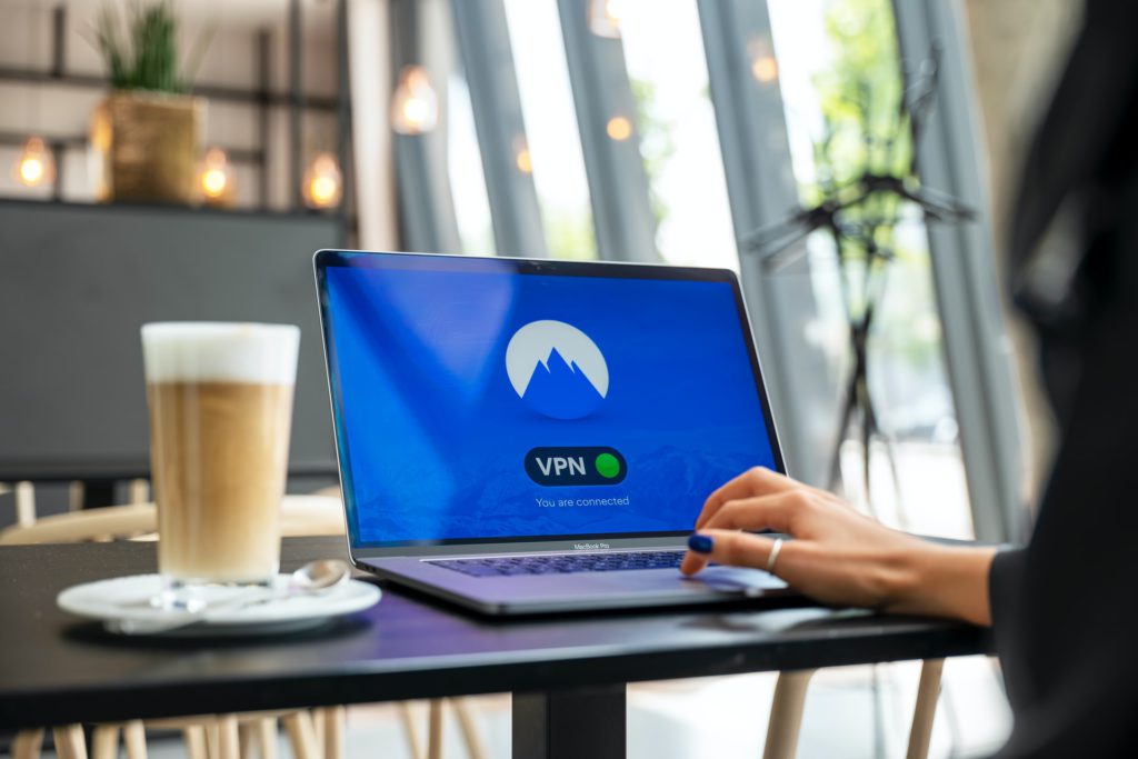 Should Digital Nomads Use a VPN?
